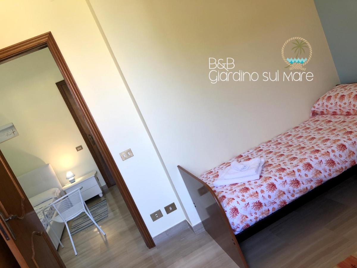 パッティ Giardino Sul Mare Bed & Breakfast エクステリア 写真